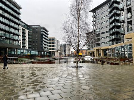 Studio Flat, Clarence Dock, LS10 - Photo 5