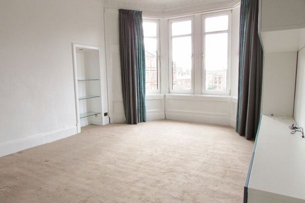 2 Bed Flat - Photo 1