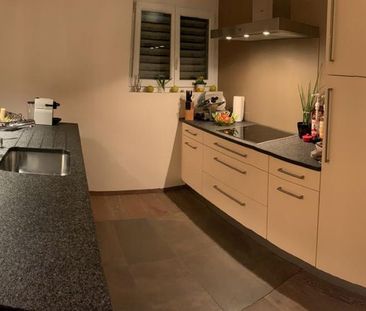 Zu vermieten möbliert, prächtiges Dachgeschoss 4.5 Zimmer in Duplex - Foto 5