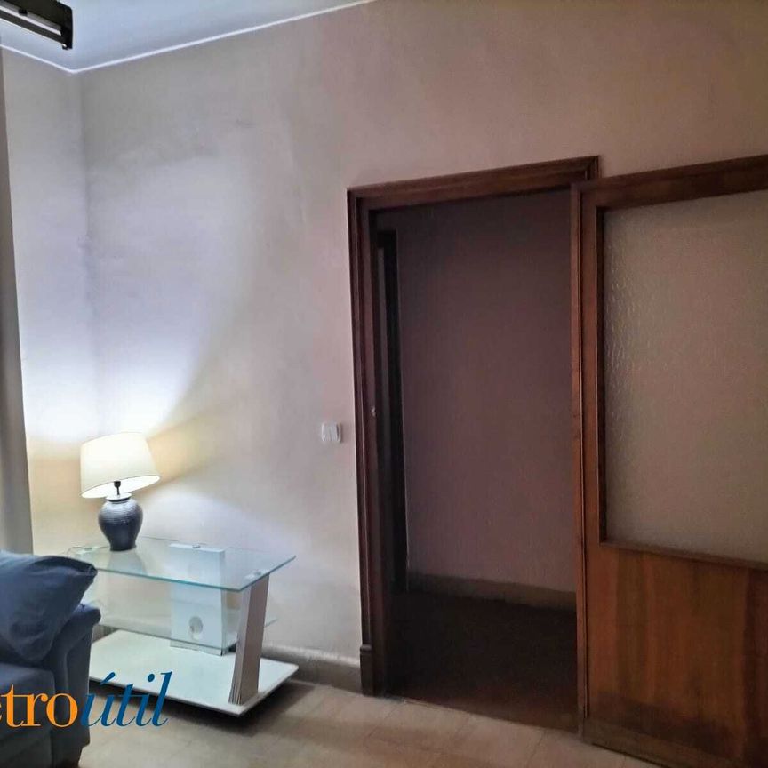 Piso de alquiler en Gran Vía, Barrio del Centro - Photo 1