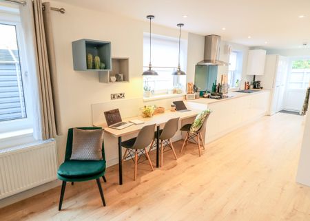 1BCR - Professional Co-Living Property - Photo 5