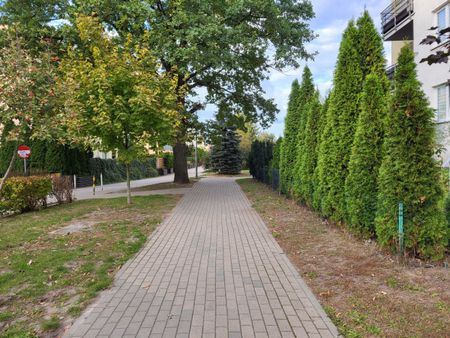 Wygodne mieszkanie z dużą loggią - Photo 2