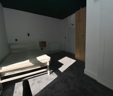 6 bedroom house to rent - Photo 4