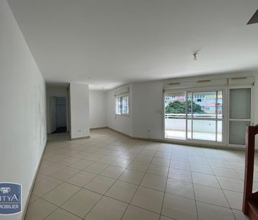 Location Appartement 5 pièces 129m² ST DENIS 97400 - Photo 1