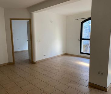 Location Appartement 2 pièces 72m² VOGUE 07200 - Photo 2
