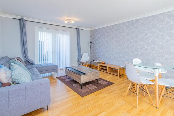 3 bed House To Let - Photo 1