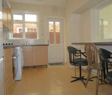 Bedroom Semi Detached House In Winton, BH3 - Photo 1