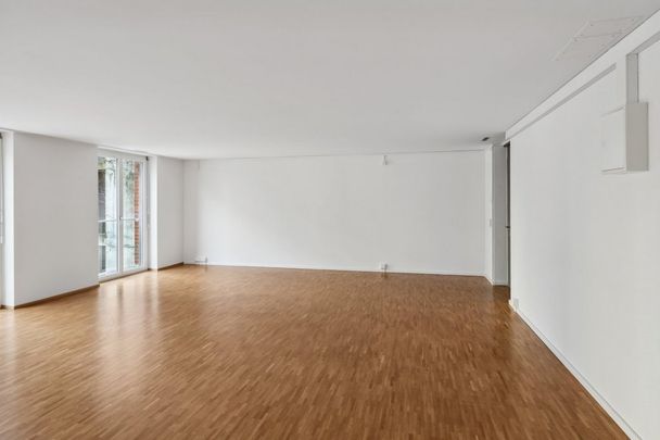 MIETEN OHNE KAUTION - 4.5 Zimmerwohnung mit grossem Atelier - Foto 1