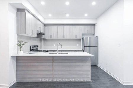 For Lease - 7 Falaise Road Unit# A (Bedrm 2), Toronto, Ontario - Photo 3