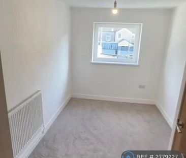 4 bedroom terraced house to rent - Photo 3