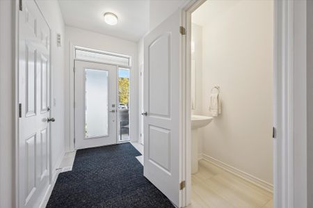 For Lease - 13 EDMINSTON Drive, Centre Wellington, Ontario - Photo 3