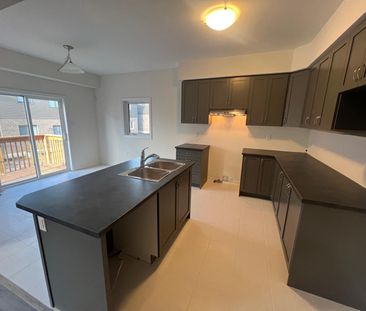 For Lease - 256 Pottruff Road, Brant, Ontario - Photo 6