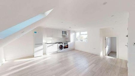 Bathurst Walk, Iver, SL0 - Photo 5