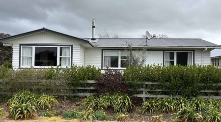 PAHIATUA - 3 BEDROOMS - Photo 5