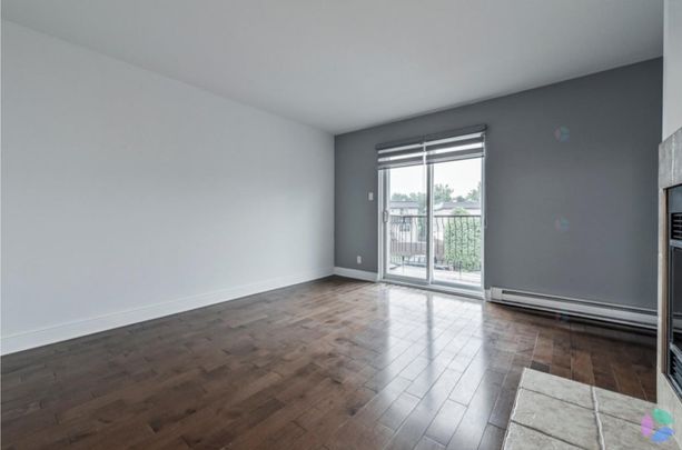 351 Rue Corbin, Laval (Sainte-Rose), QC H7L - Photo 1