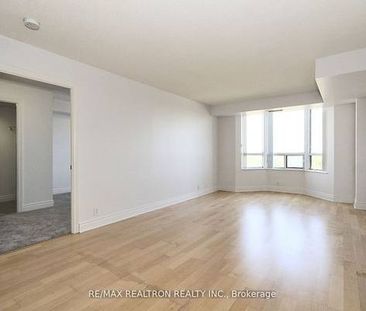 Yonge and Sheppard Luxury 2 Split Bdrm Layout Close To Subway - Photo 2