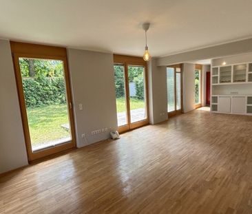 GARTENWOHNUNG: 4-Zimmer in ruhiger Lage mit Eigengarten! - Photo 2