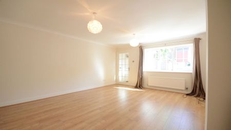 Macphail Close, Wokingham, RG40 - Photo 4