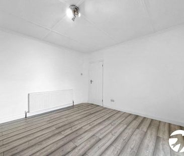 3 bedroom bungalow to rent - Photo 3