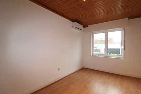 Gerenoveerde, energiezuinige woning te huur in de Stuivenbergstraat te Izegem - Photo 5