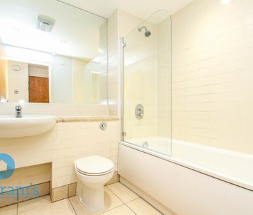 2 bed Apartment for Rent - Photo 2