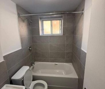 2 CH - 1 SDB - Montréal - $1,210 /mo - Photo 3