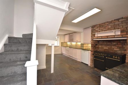 2 bedroom cottage to rent - Photo 4