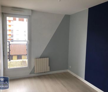 Location Appartement 3 pièces 58m² ST ETIENNE 42000 - Photo 2