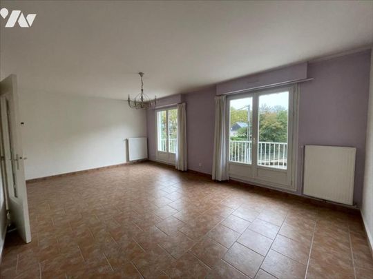 Appartement 3 pièces de 76 M2 avec balcon, ascenseur, stationnement - Photo 1