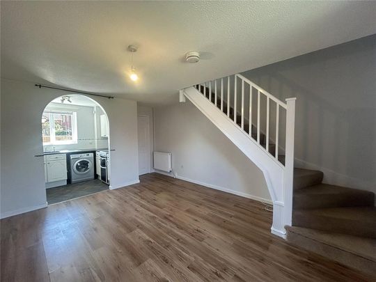 2 bedroom end of terrace house to rent - Photo 1