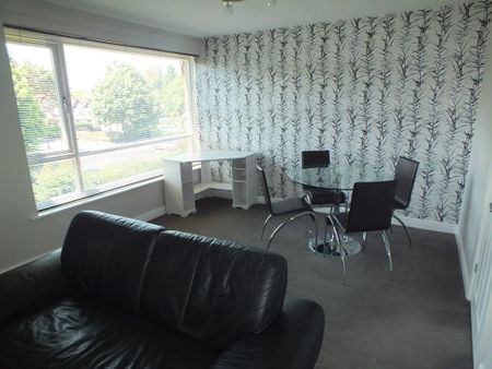 2 bedroom flat to rent - Photo 5