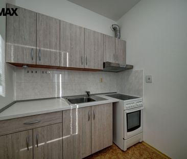 Pronájem bytu 1+1 v družstevním vlastnictví 34 m², Poděbrady - Photo 2
