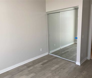 For Lease - 95 Dundas Street Unit# 112, Oakville, Ontario - Photo 1