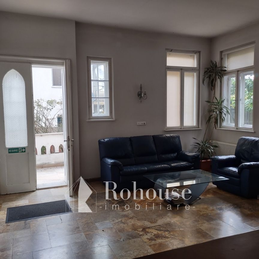 CLUJ, CLUJ-NAPOCA, Andrei Muresanu - Fotografie 1