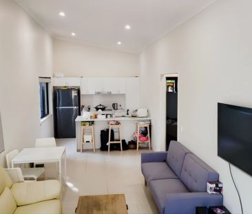 2 bed 1.5 bath - Photo 1