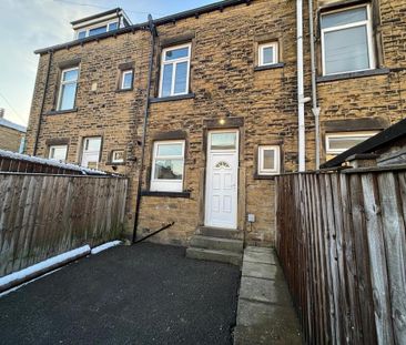 3 bedroom terraced house to rent - Photo 6