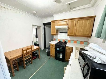 High Street, Cowley, UB8 - Photo 5