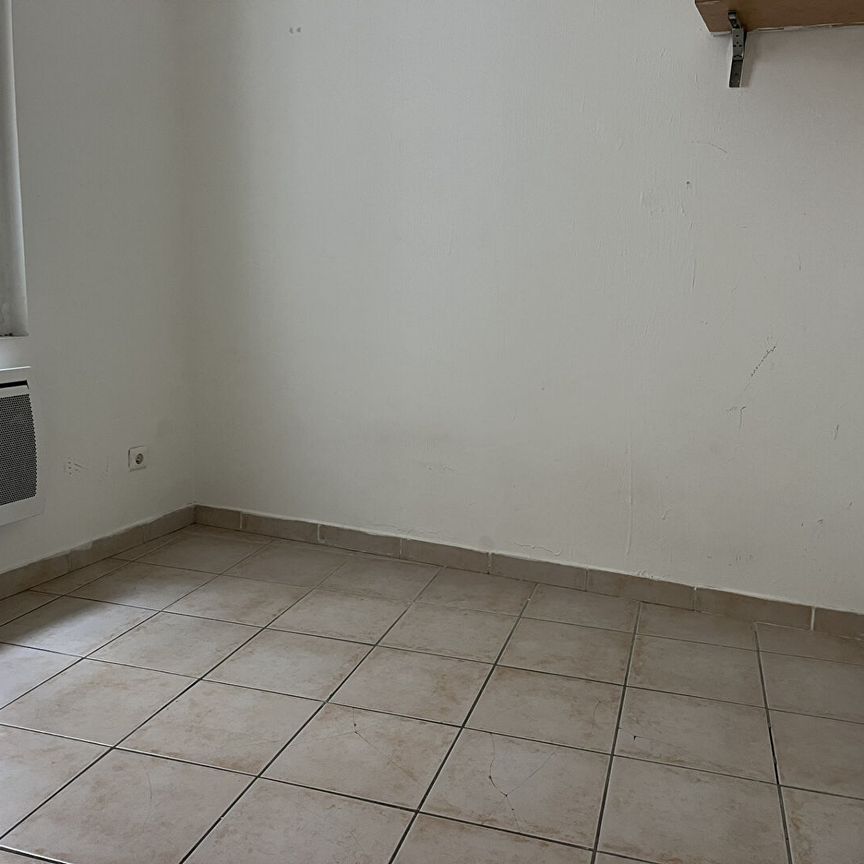 Location Appartement 1 pièce 24m² - Photo 1