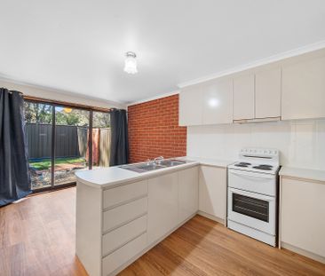 4/1 Bilkurra Street, Queanbeyan West NSW 2620 - Townhouse For Rent ... - Photo 6