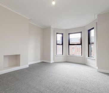 8a Chichester Avenue, Belfast, BT15 5EH - Photo 1