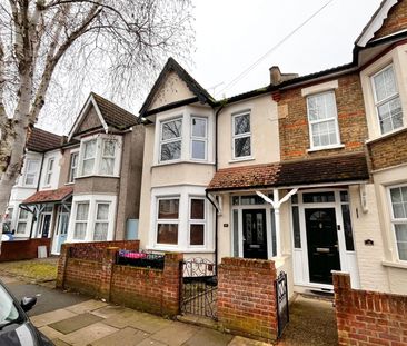 St. Marys Road, Southend-on-Sea, Essex, SS2 6JS - Photo 2