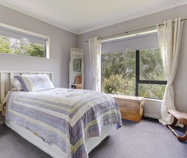 Family home in peaceful rural setting - Photo 3