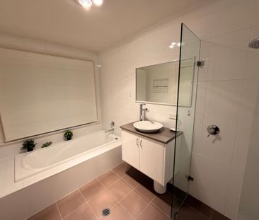 Charming 1-Bedroom Retreat in the Heart of Berry - Photo 4