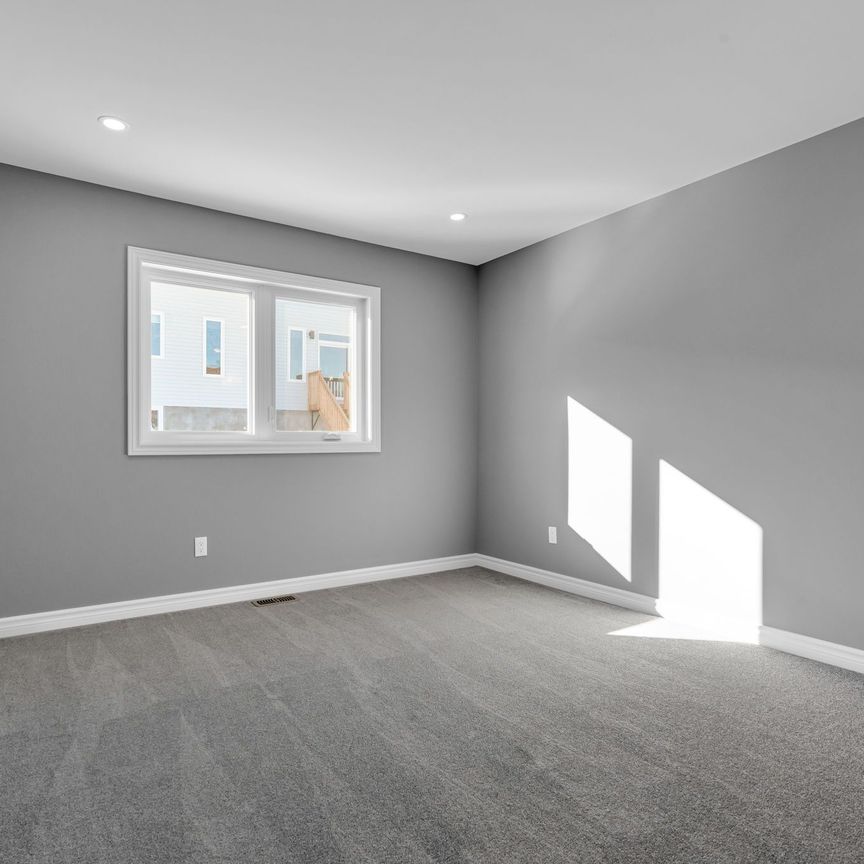 For Lease - 102 Seabert Drive, Arnprior, Ontario - Photo 1