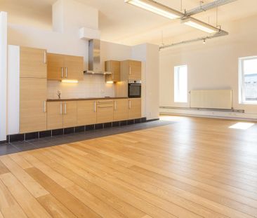 Appartement te huur in Namur voor € 950 met 1 slaapkamer - Foto 4