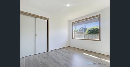 Spacious family home with two living areas - Photo 2