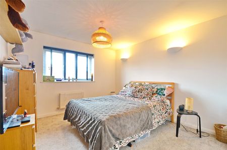 Buckthorn Court, Yate - Photo 3