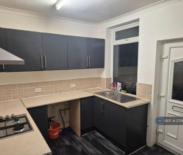 2 bedroom terraced house to rent - Photo 1