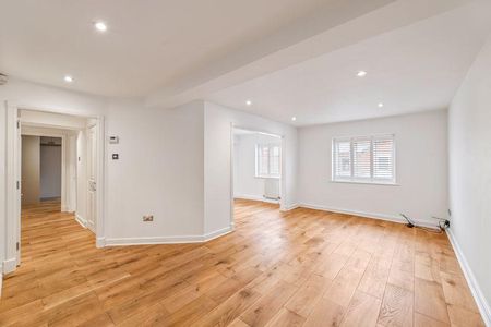 2 bedroom apartment to rent - Photo 2