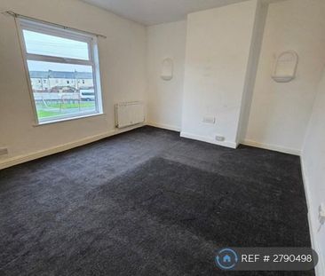 3 bedroom terraced house to rent - Photo 6